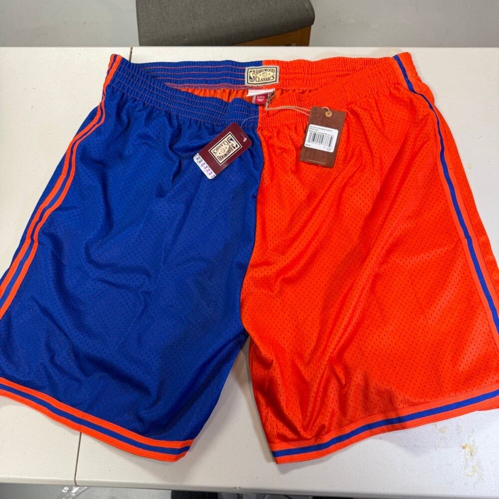 New York Knicks Mitchell & Ness NBA Split Swingman Shorts 1996-97 5XL NWT